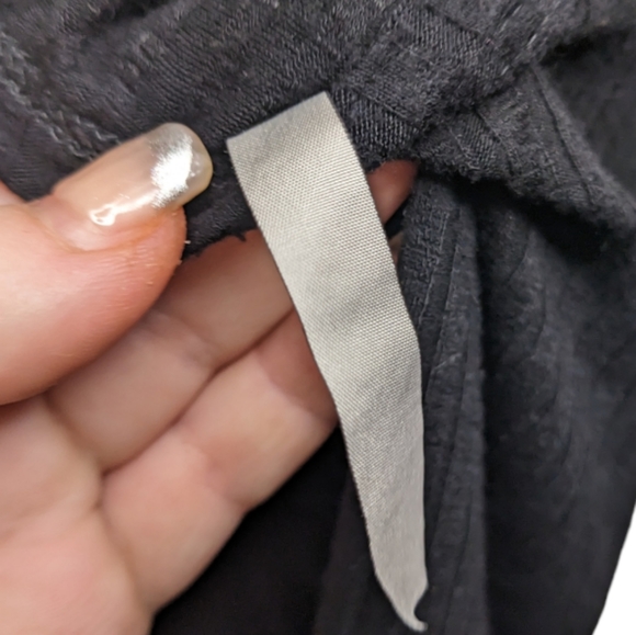 Black Criss Cross Open Back Long Sleeve Top S ✨🖤 - Picture 3 of 10